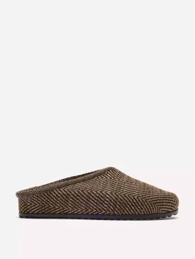 Casual clogs
