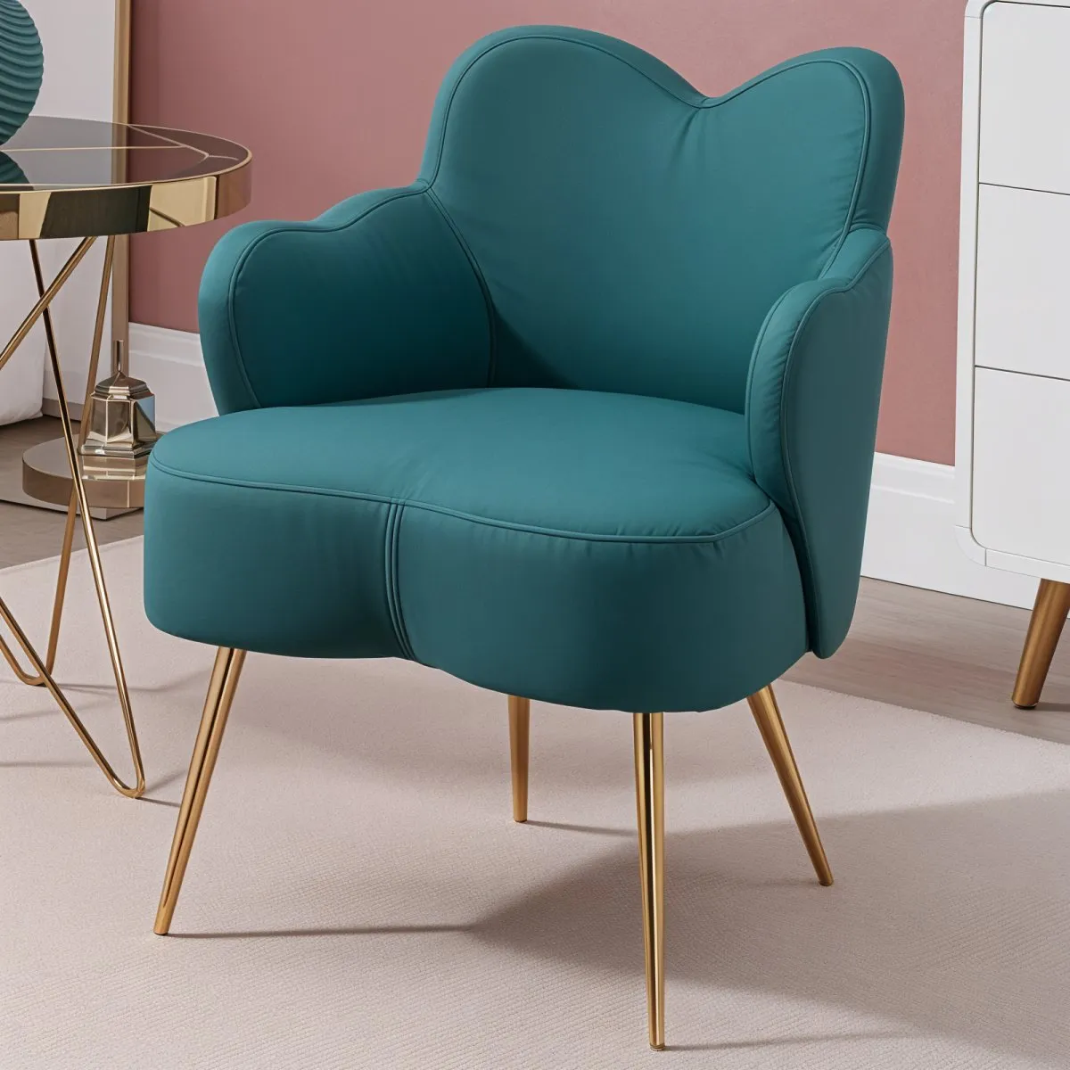 Dwaar Accent Chair