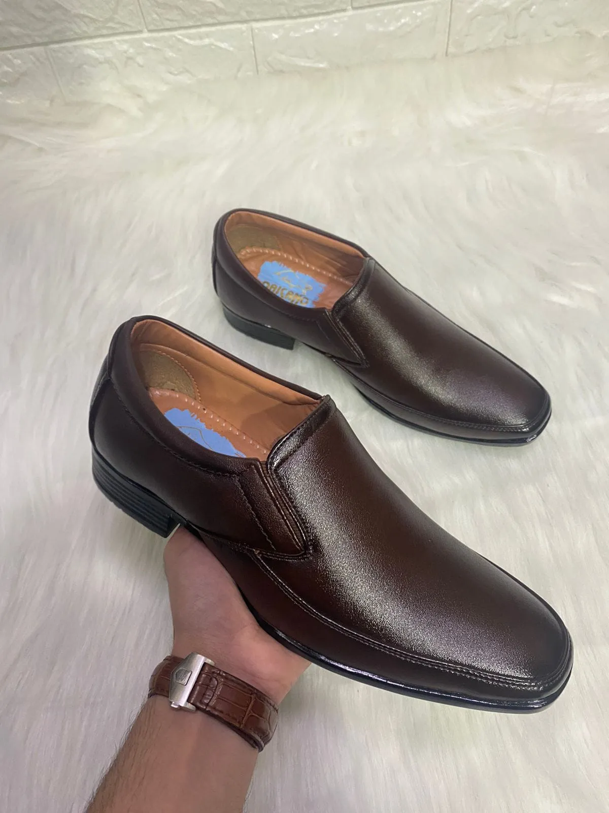 Paisano Pointed Black & Brown Men's Formal Shoes